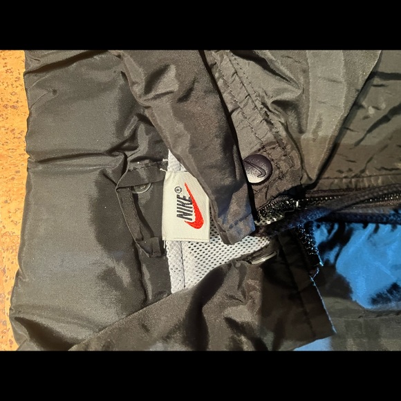 Retro Nike Jacket - Picture 5 of 9